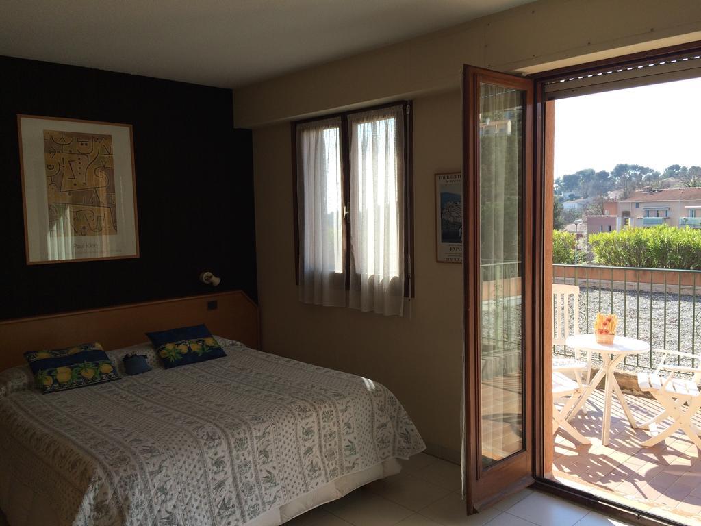 Mas De Vence - Hotel-Restaurant Luaran gambar